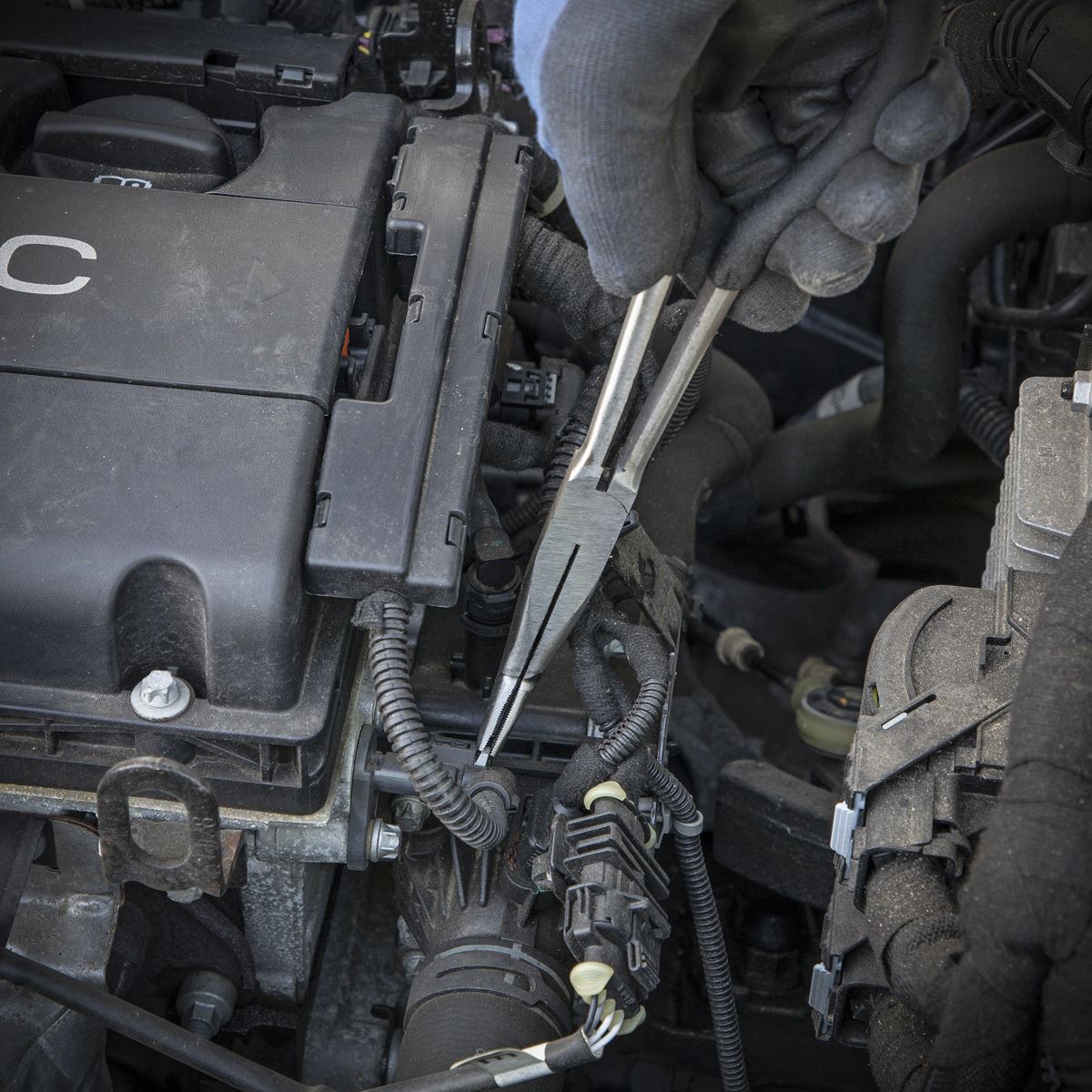 Sealey Needle Nose Pliers 275mm 90� Angle Nose S0435