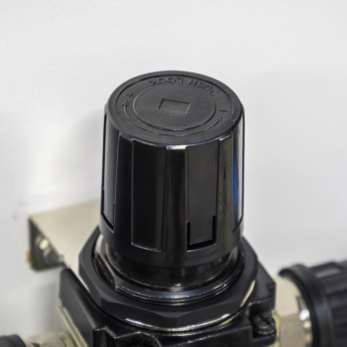 Sealey Air Filter Regulator Auto Drain Max Airflow 140cfm SA206FRAD