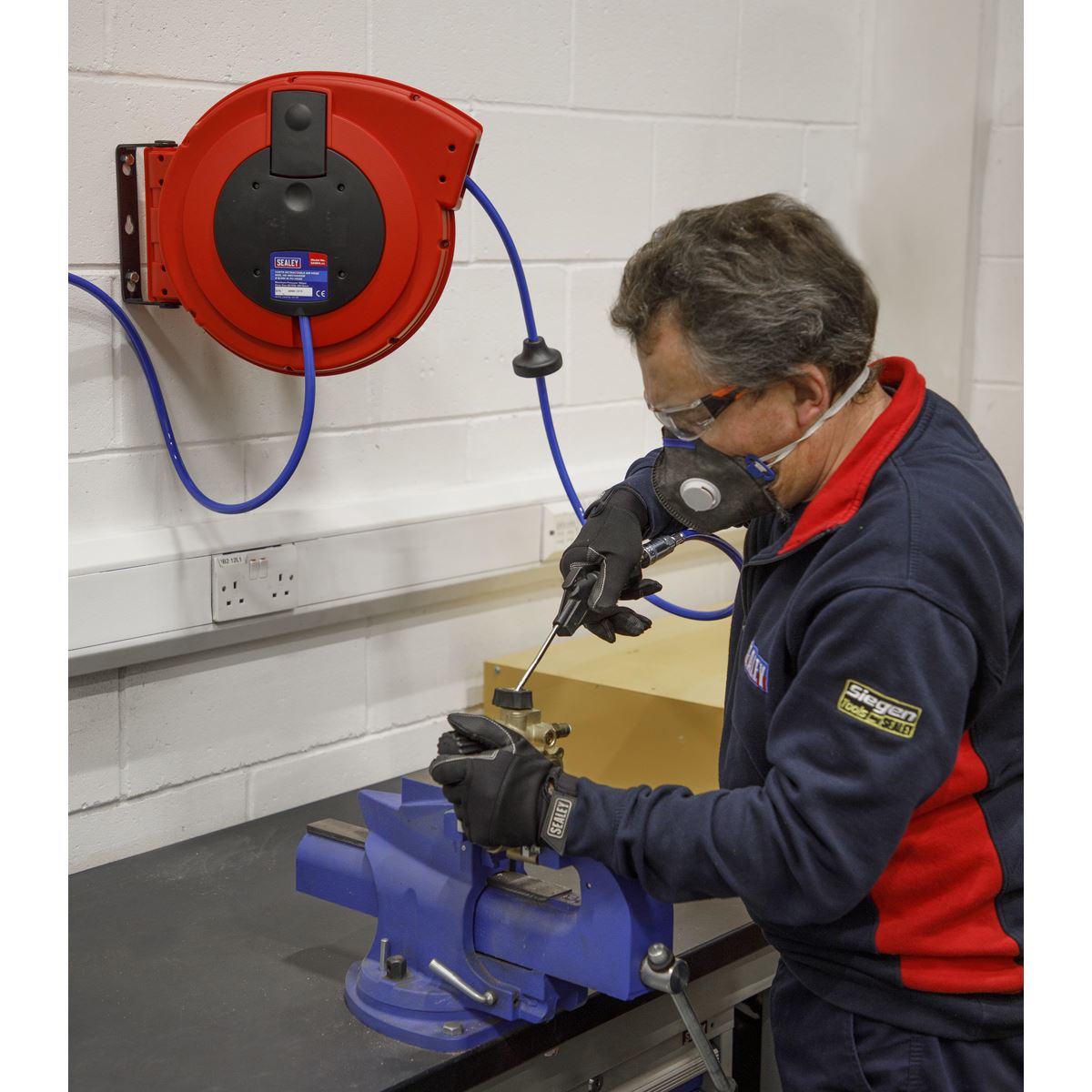 Sealey Retractable Air Hose Reel HD Mechanism 15Metre 8mm ID - PU Hose SA894