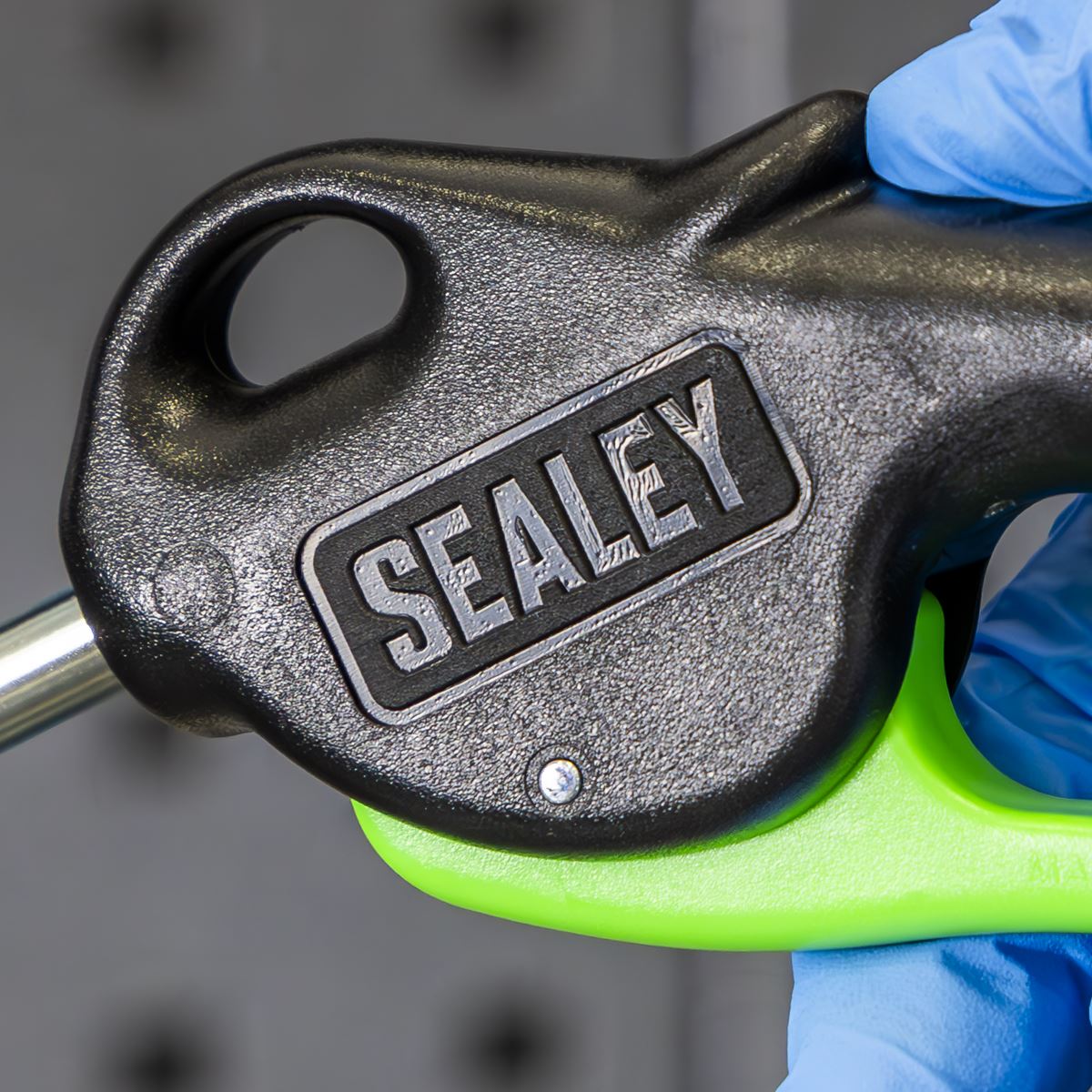 Sealey Multipurpose Air Blow Gun Bent Pipe 8mm 980mm 1/4"BSP Air Inlet SA9233