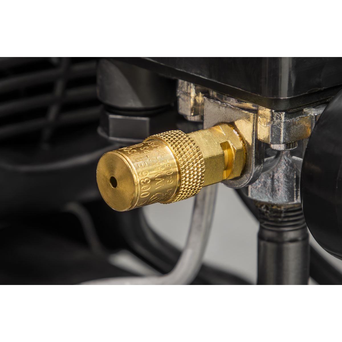Sealey Air Compressor 24L Direct Drive 2hp 4pc Air Accessory Kit SAC2420APK