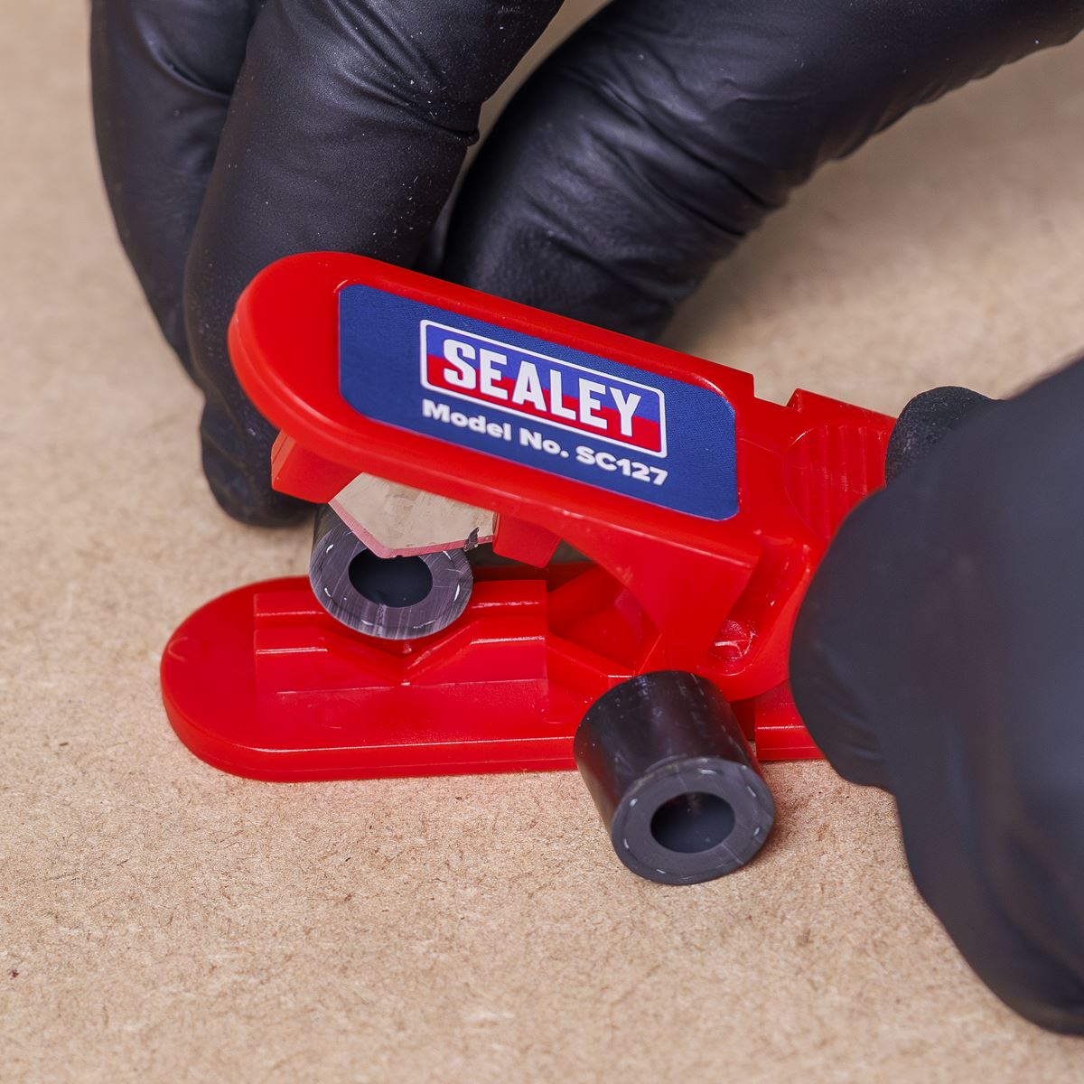 Sealey Rubber Tube Cutter �3-12.7mm SC127