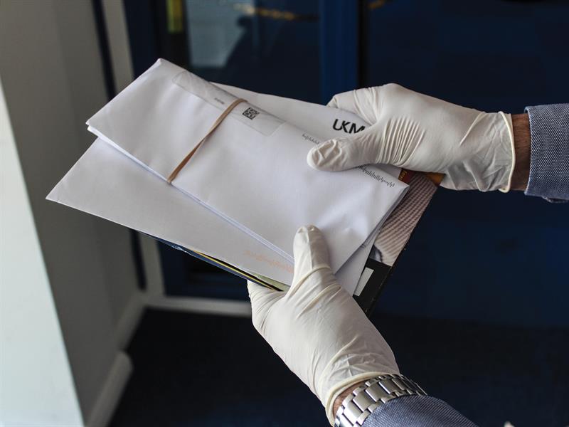 Scan Vinyl Gloves - L (Box 100) SCAGLOVINYL