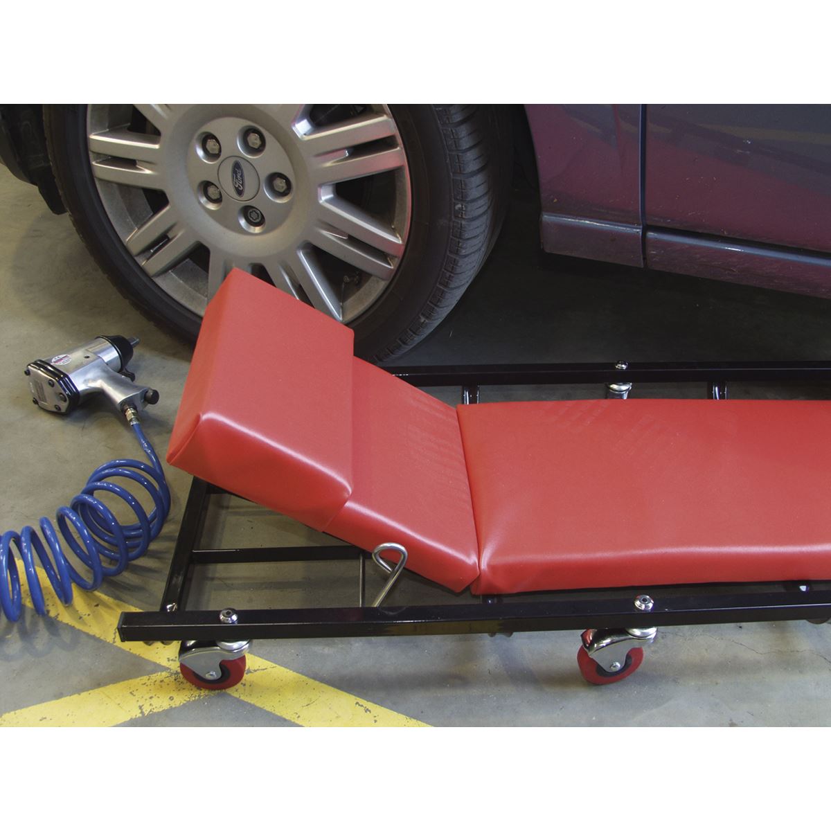 Sealey Creeper 40" with Steel Frame, 6 Wheels & Adjustable Headrest Deluxe American-Style SCR74