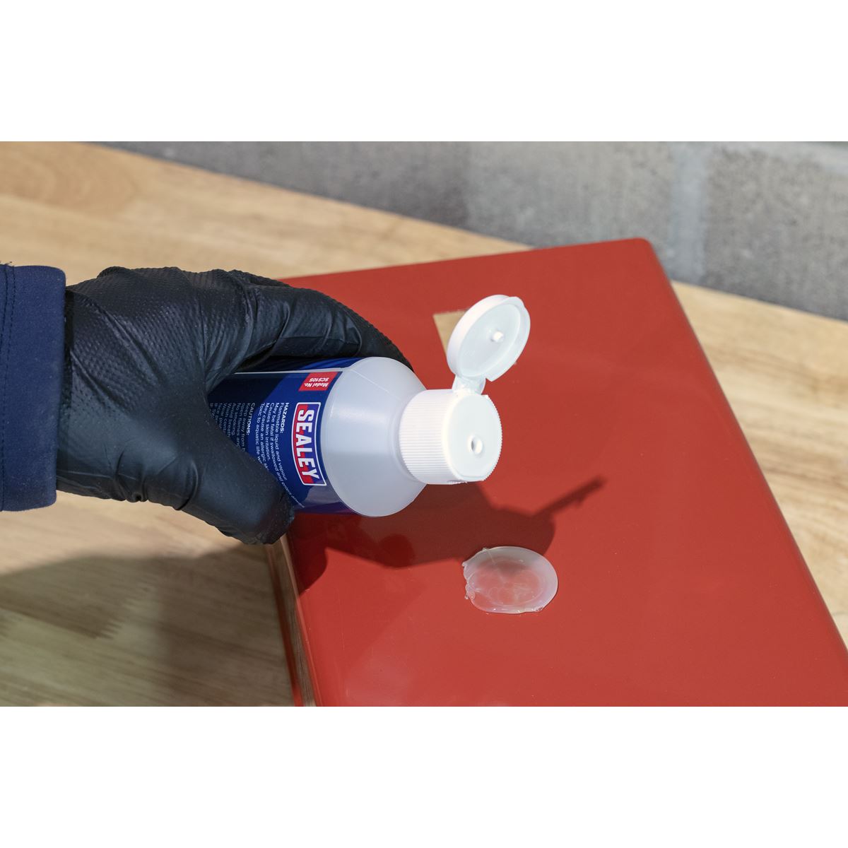 Sealey Glue Removal Fluid 200ml For Residue Stickers And Other Adhesives SCS105