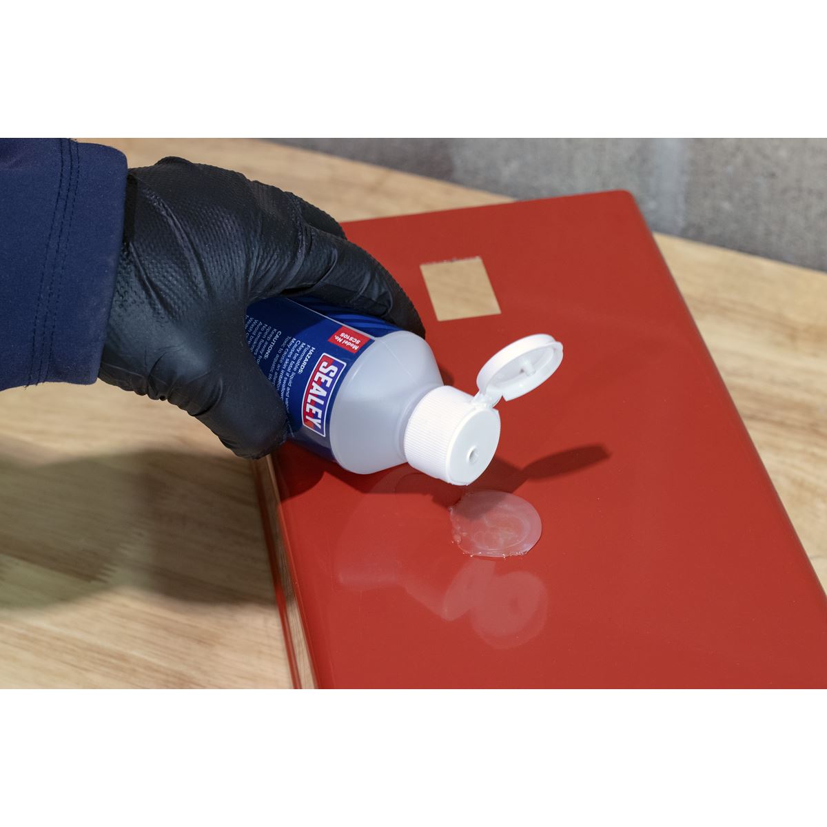 Sealey Glue Removal Fluid 200ml For Residue Stickers And Other Adhesives SCS105