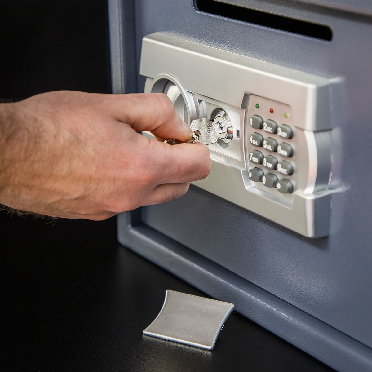 Sealey Electronic Combination Security Safe with Deposit Slot 350 x 250 x 250mm SECS01DS