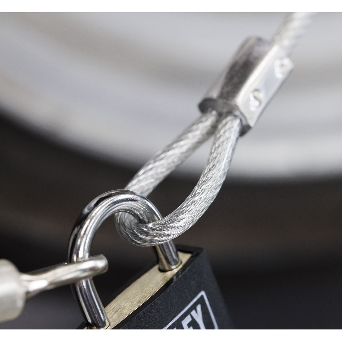 Sealey Motorcycle Cable Lock 3m Cut Resistant With Padlock And Key Set SHGCL3