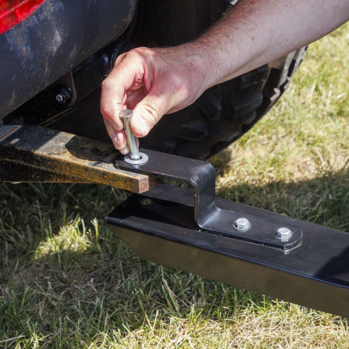 Sealey 48"Tow Behind Plug Aerator SLA48T