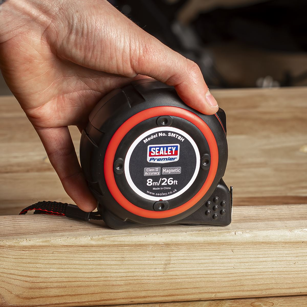 Sealey Heavy-Duty Tape Measure 8m(26ft) SMT8H