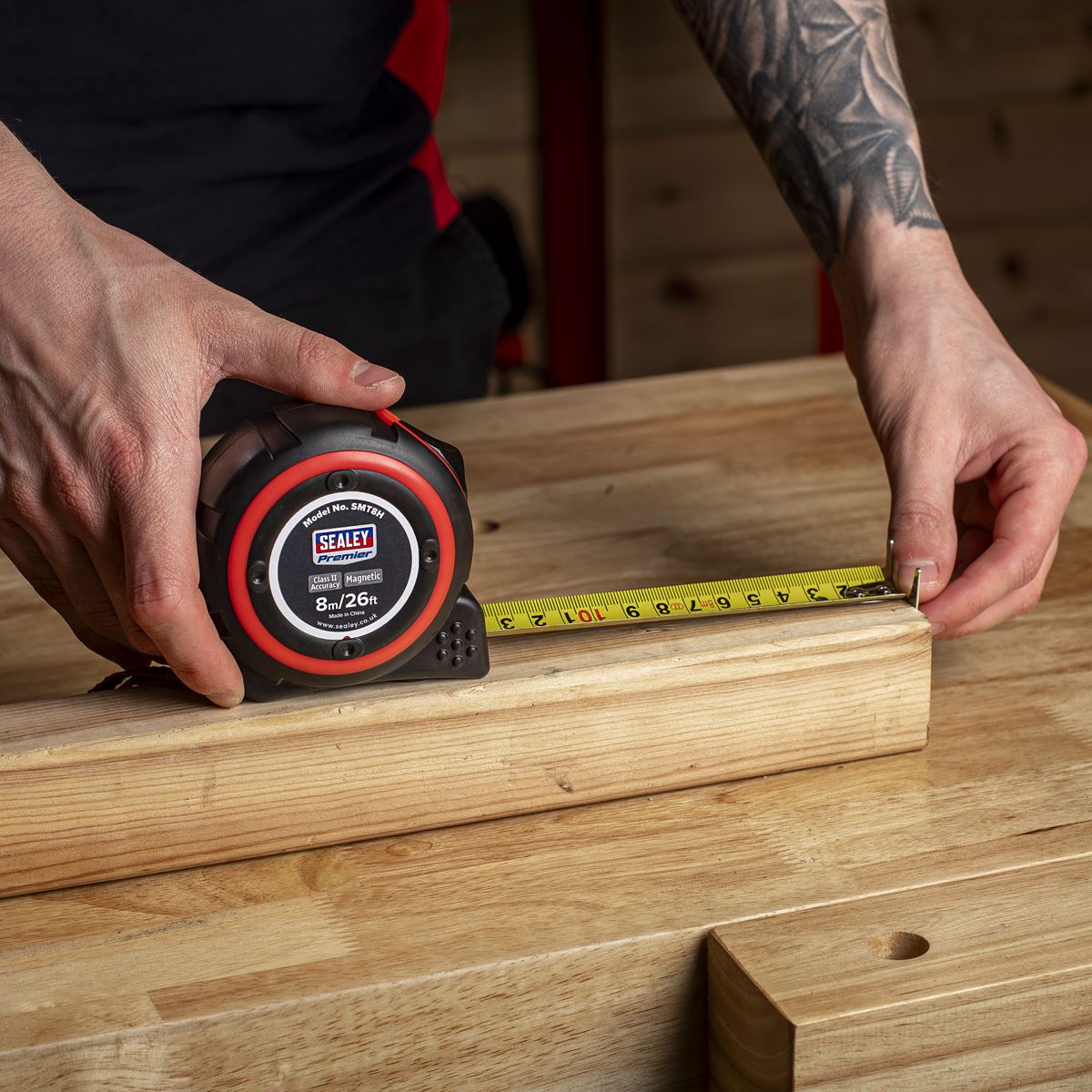 Sealey Heavy-Duty Tape Measure 8m(26ft) SMT8H