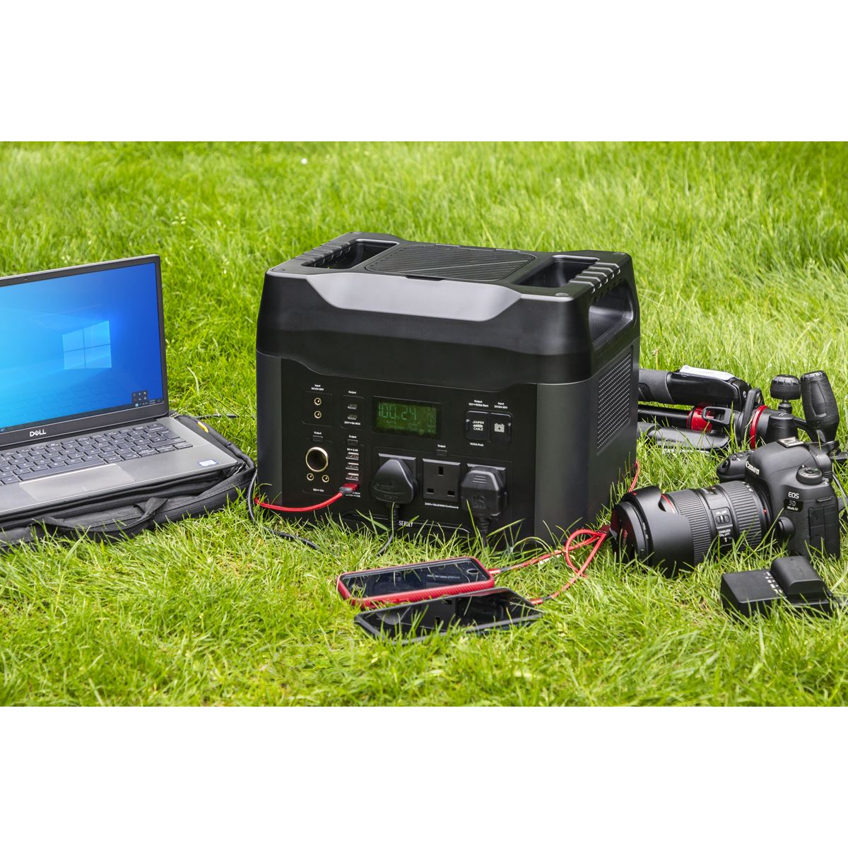 Sealey Portable Power Station 2200W LiFePO4 battery 12 Devices At Once SPB2200W