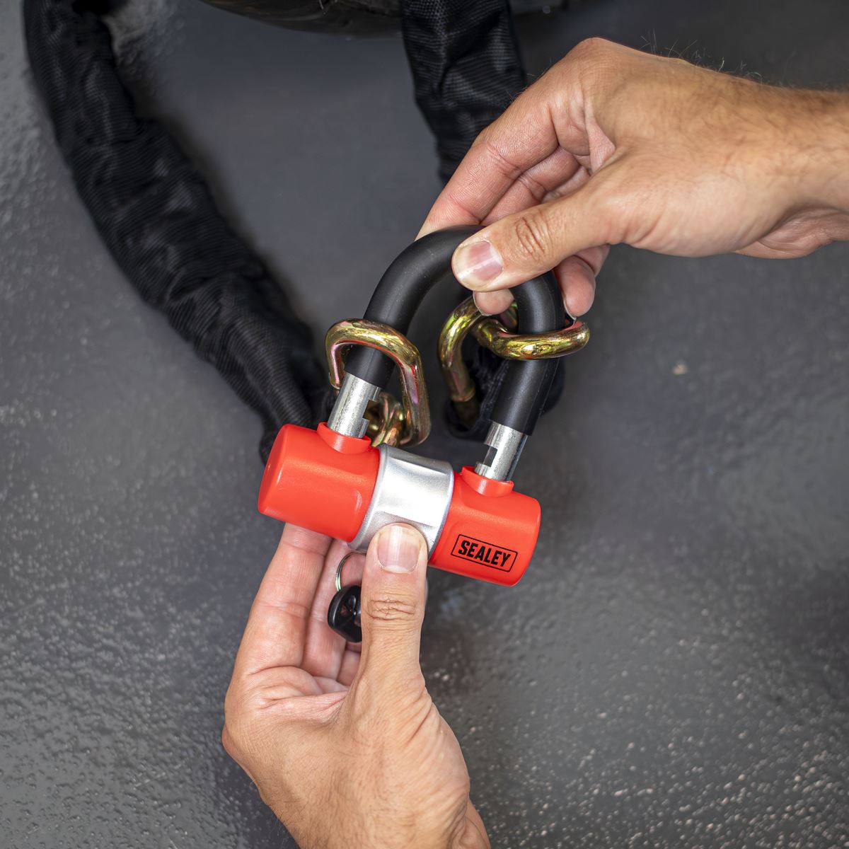 Sealey Motorcycle Chain Lock 1.2m Cut Resistant With Padlock And Key Set SSCL12