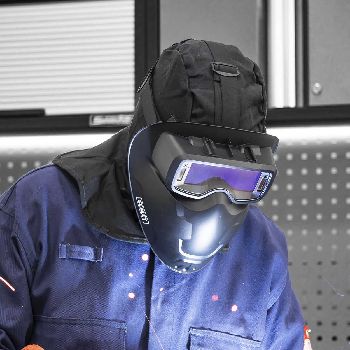 Sealey Auto Darkening Welding Goggles Shade 9-13 Inc Face Shield & Hood SSP102