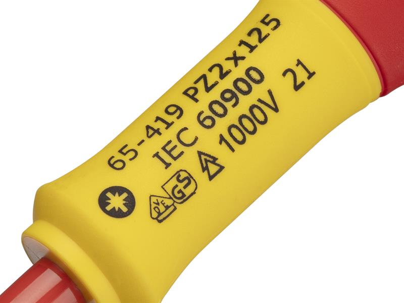 STANLEY® FatMax® VDE Insulated Screwdriver Pozidriv Tip PZ2 x 125mm STA065419