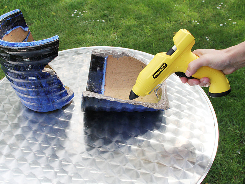 STANLEY® Cordless Glue Gun 25W 240V STA070416
