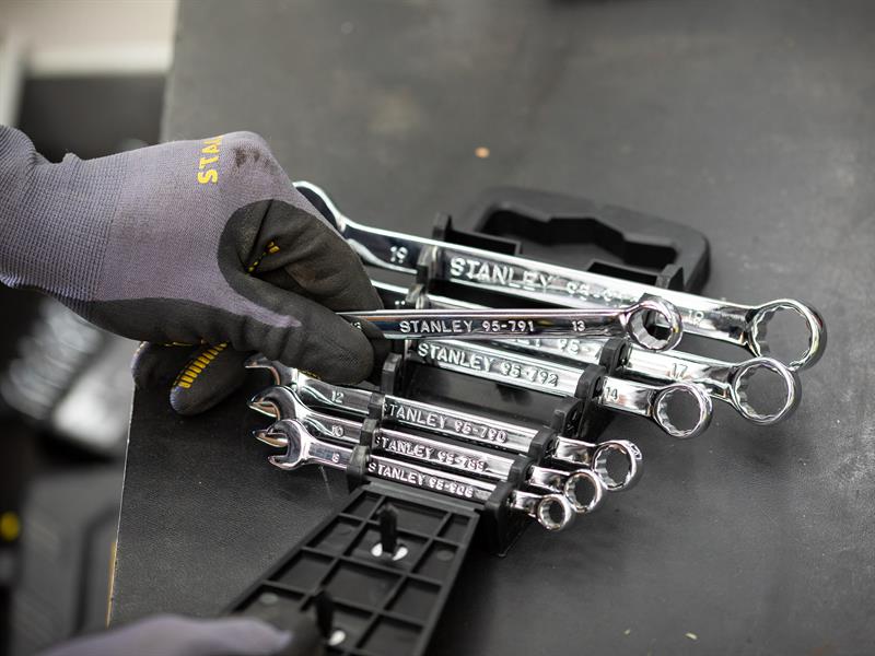 STANLEY Metric Combination Wrench Set 7 Piece 12 pt 15 Degree Offset STA082842