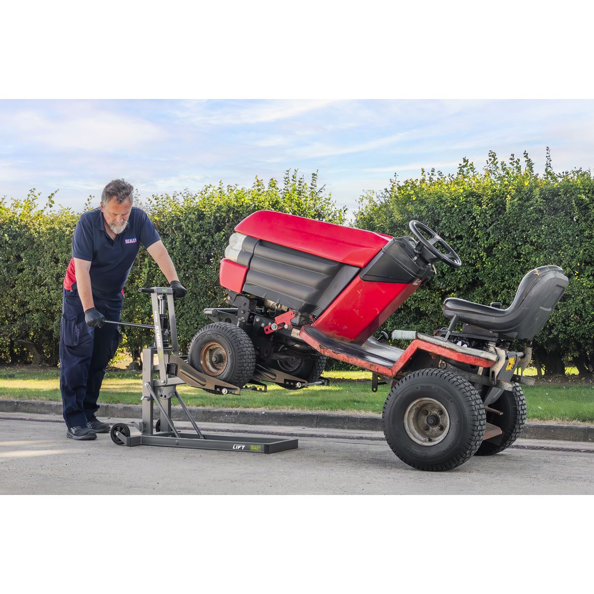 Sealey Hydraulic Ride Stand On Mower Tractor Lift 340kg Capacity STML340
