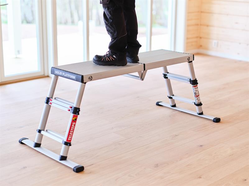 Telesteps 150Kg Solid Line Working Platform Wide Steps And Portable TEL61209601