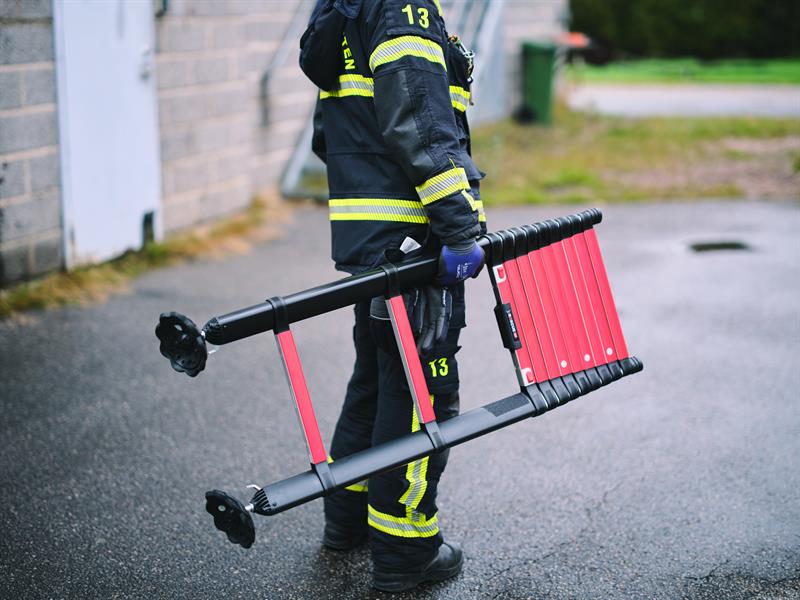 Telesteps Rescue Line Firefighters Telescopic Ladder 4.1m TEL72741521