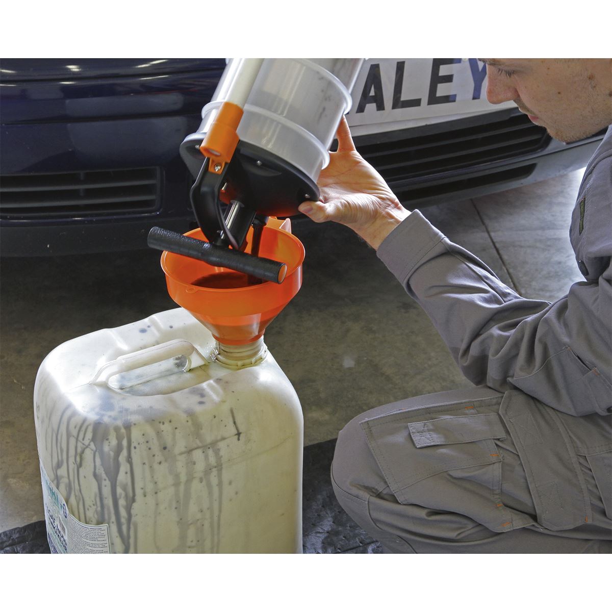 Sealey Vacuum Oil & Fluid Extractor Manual 6.5L TP69