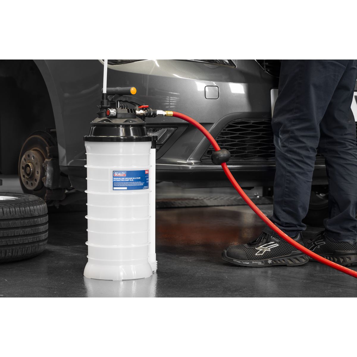 Sealey 4L Manual/Air Vacuum Oil & Fluid Extractor Pump TP6900