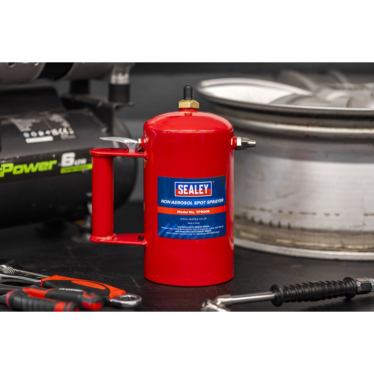 Sealey Non Aerosol Spot Sprayer Red Reusable & Refillable Any Air Supply TP900R