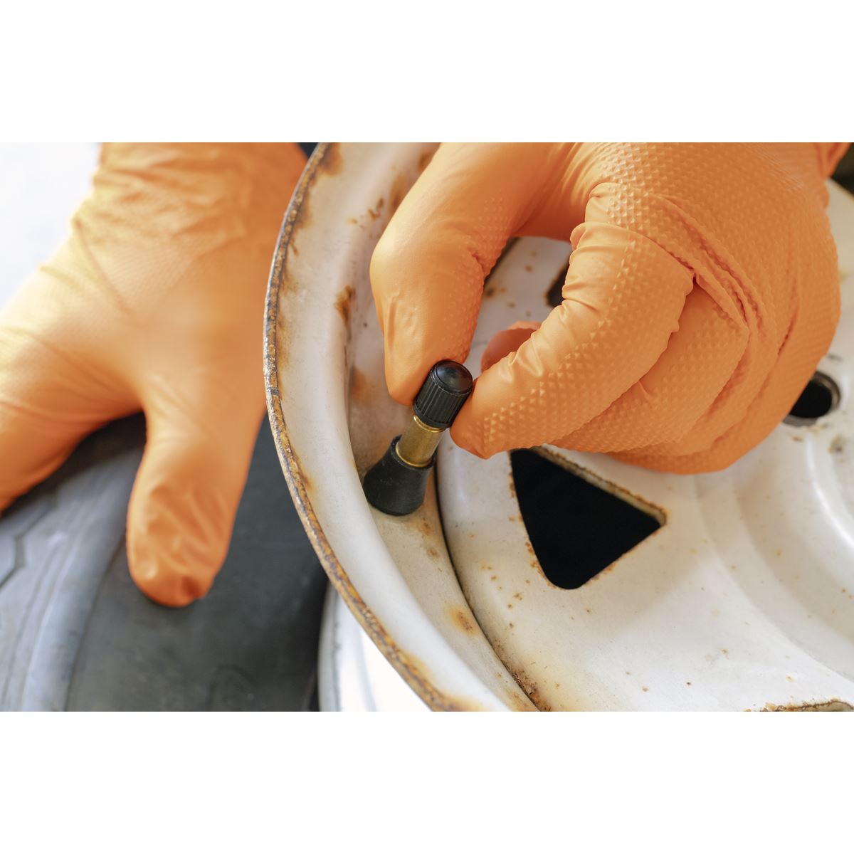 Sealey Tyre Valve Tubeless Snap-in Type TR413 Pack of 100 TV413