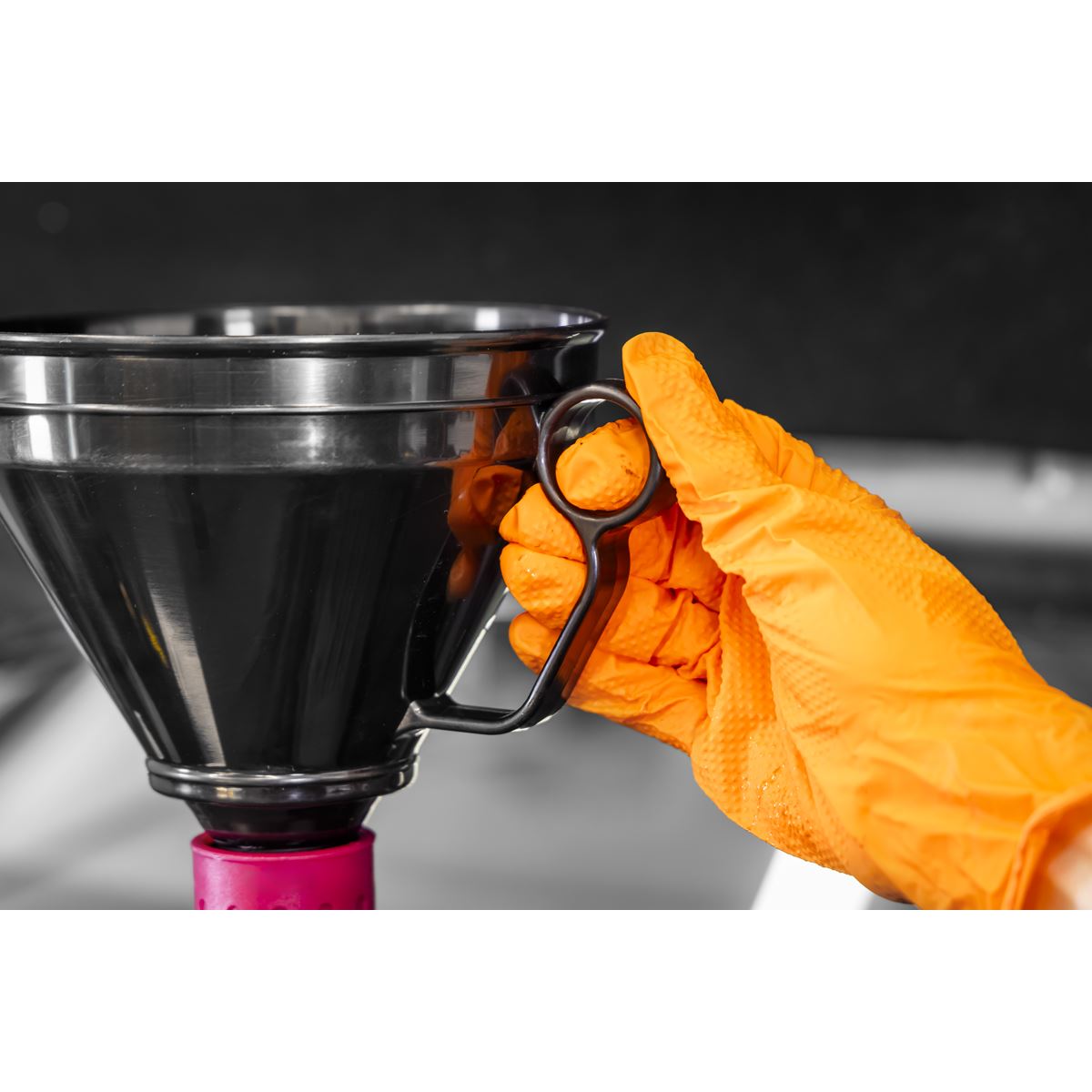 Sealey Valved Funnel with Flexible Spout �160mm VFF1