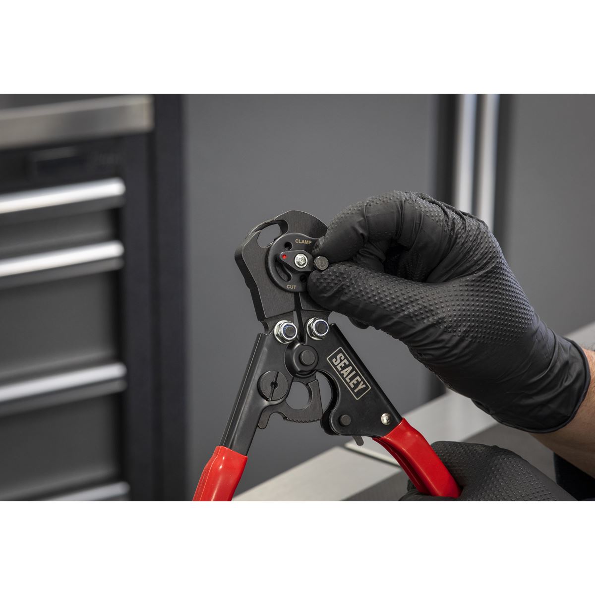 Sealey Heavy-Duty 2 in 1 Hose Clamp Pliers Pex Hose And Cable Clamps VS1690