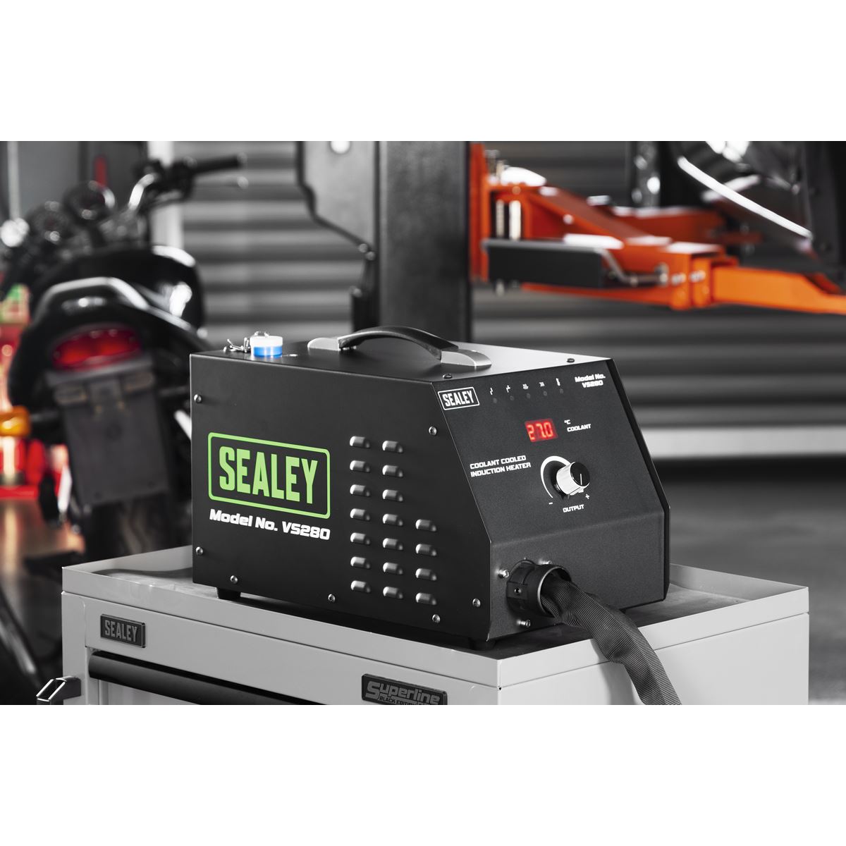 Sealey Induction Heater Coolant Cooled 3700W 230V Cable 3.5m Tank 2.8L VS280