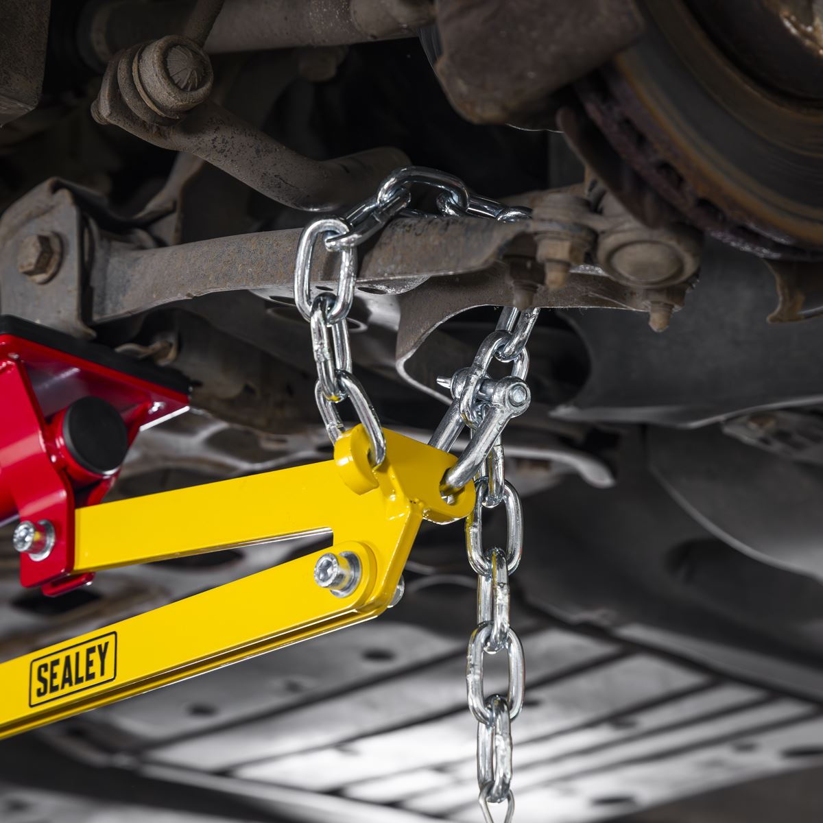 Sealey Hands Free Suspension Arm Lever With Chain Adjustable 65 to 265mm VS3819