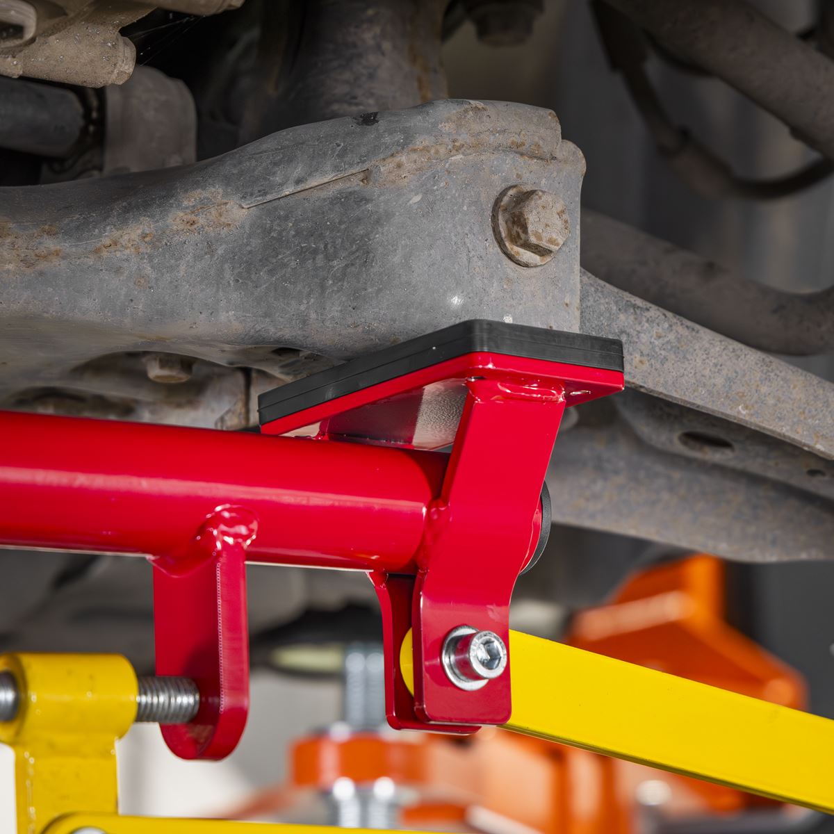 Sealey Hands Free Suspension Arm Lever With Chain Adjustable 65 to 265mm VS3819