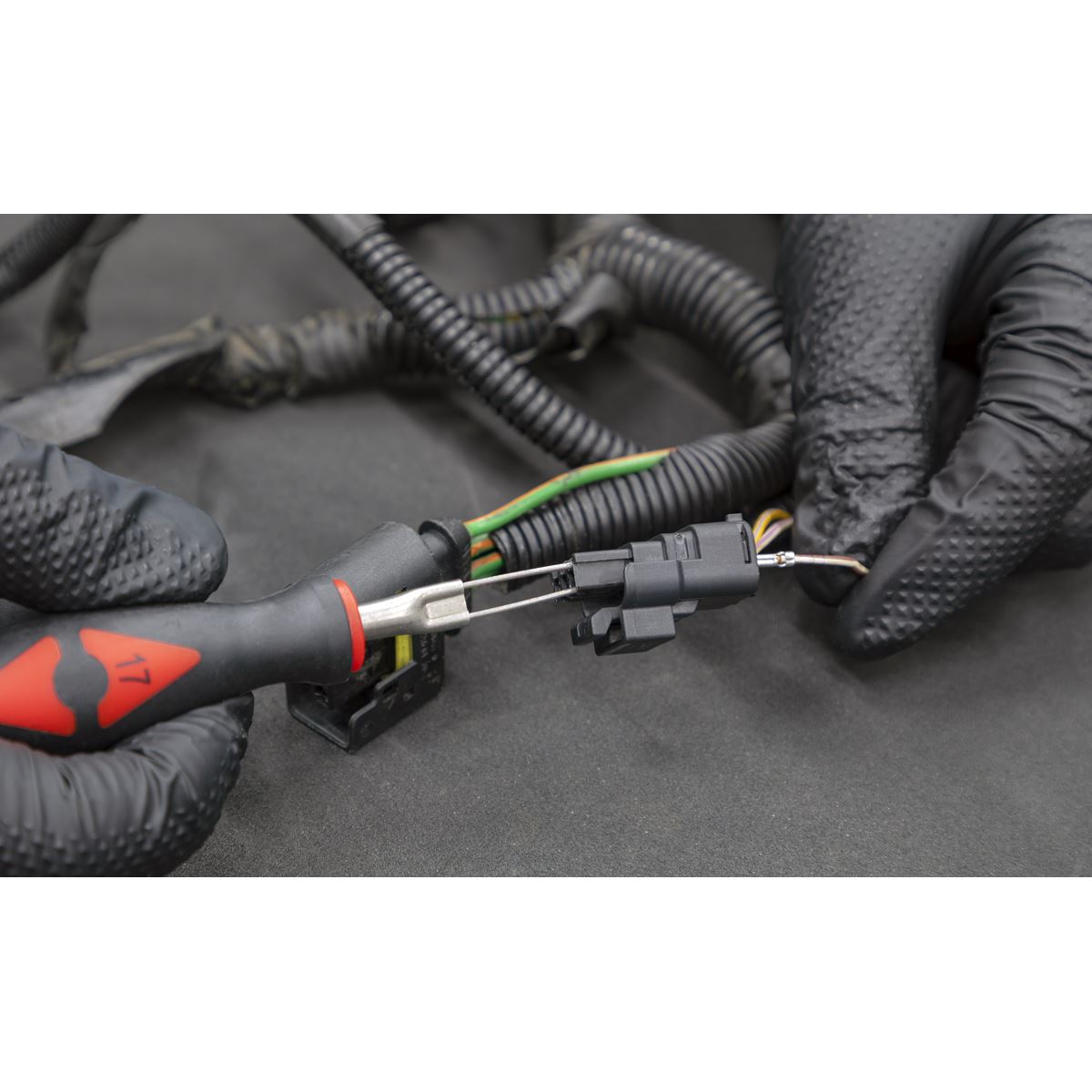 Sealey Terminal Tool Kit 23pc VS9203
