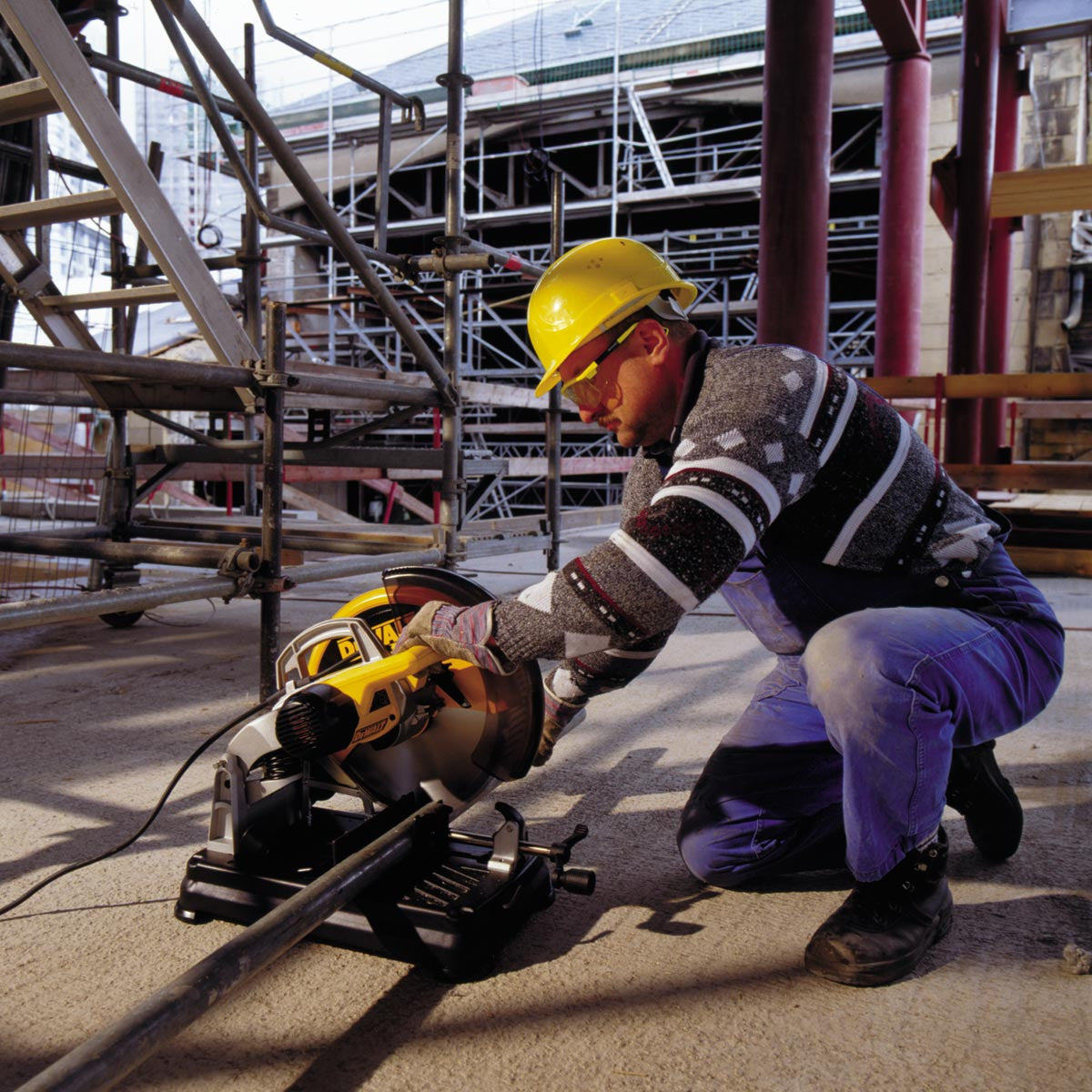 Dewalt DW872 14"/355mm TCT Metal Chop Saw (240V)