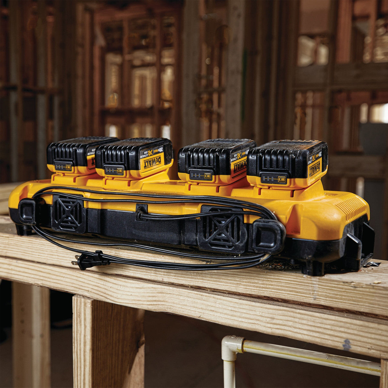 Dewalt DCB104 18V XR 4 Port Simultaneous Fast Charger 240V