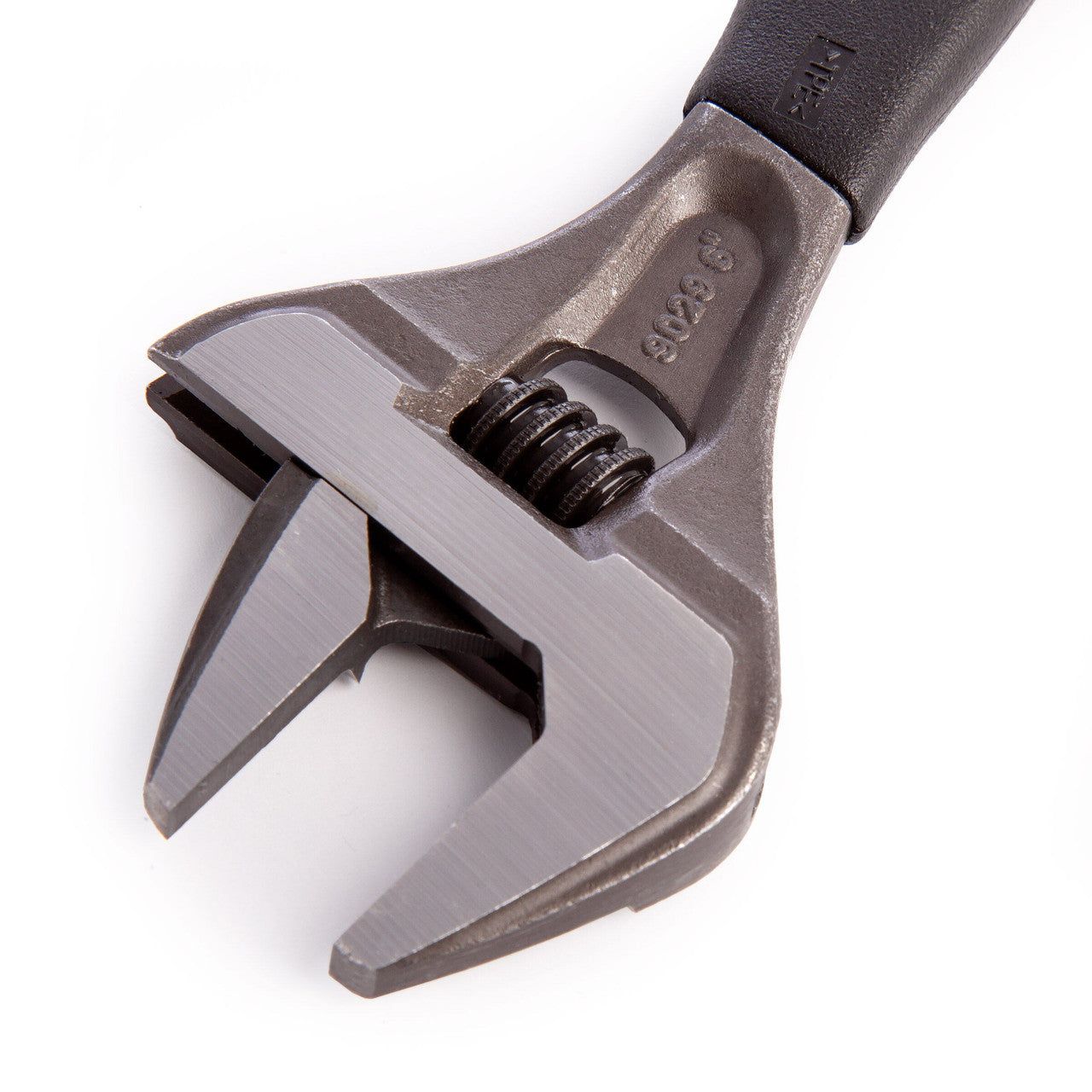 Bahco Adjustable Wrench 6in 153mm 32mm Extra Wide Slim Jaw Capacity 9029-T