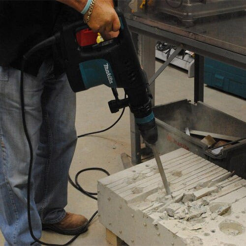 Makita SDS Max Demolition Hammer 1300W With Carry case 240V HM1101C