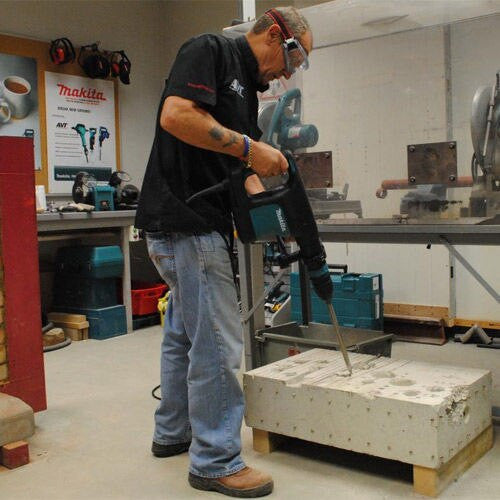 Makita SDS-Max Demolition Hammer with AVT 1300W 240V HM1111C
