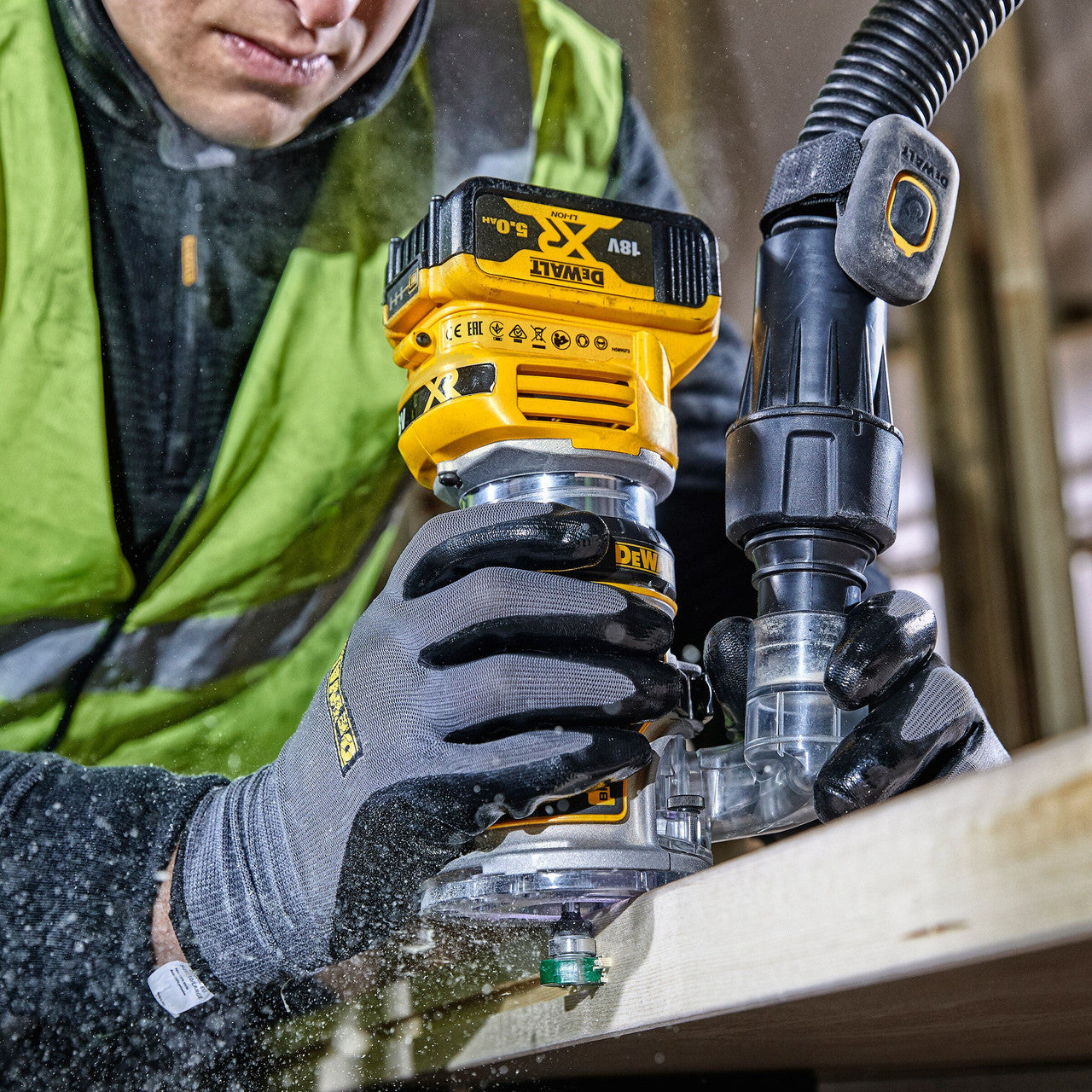 Dewalt 18V XR 1/4" Brushless Router Plus Extra Base Body Only T-Stak DCW604NT