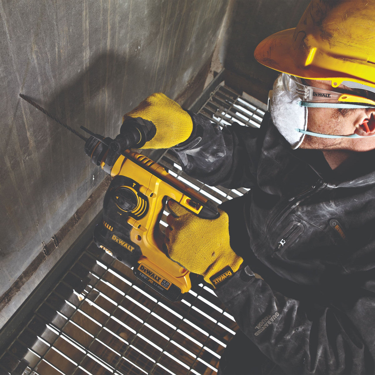 Dewalt DCH253M2 18V XR Brushless SDS+ Rotary Hammer Drill (2 x 4.0AH Batteries)