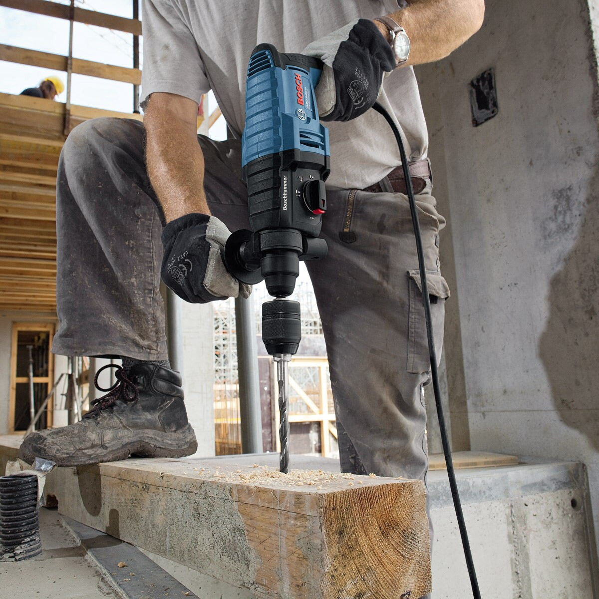 Bosch GBH220D SDS+ Rotary Hammer 2kg in Case with 1 Chisel + 3 Drills (110V)
