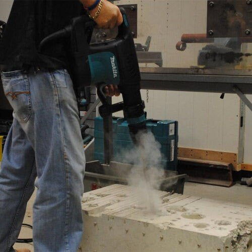 Makita SDS-Max Demolition Hammer with AVT 1300W 240V HM1111C