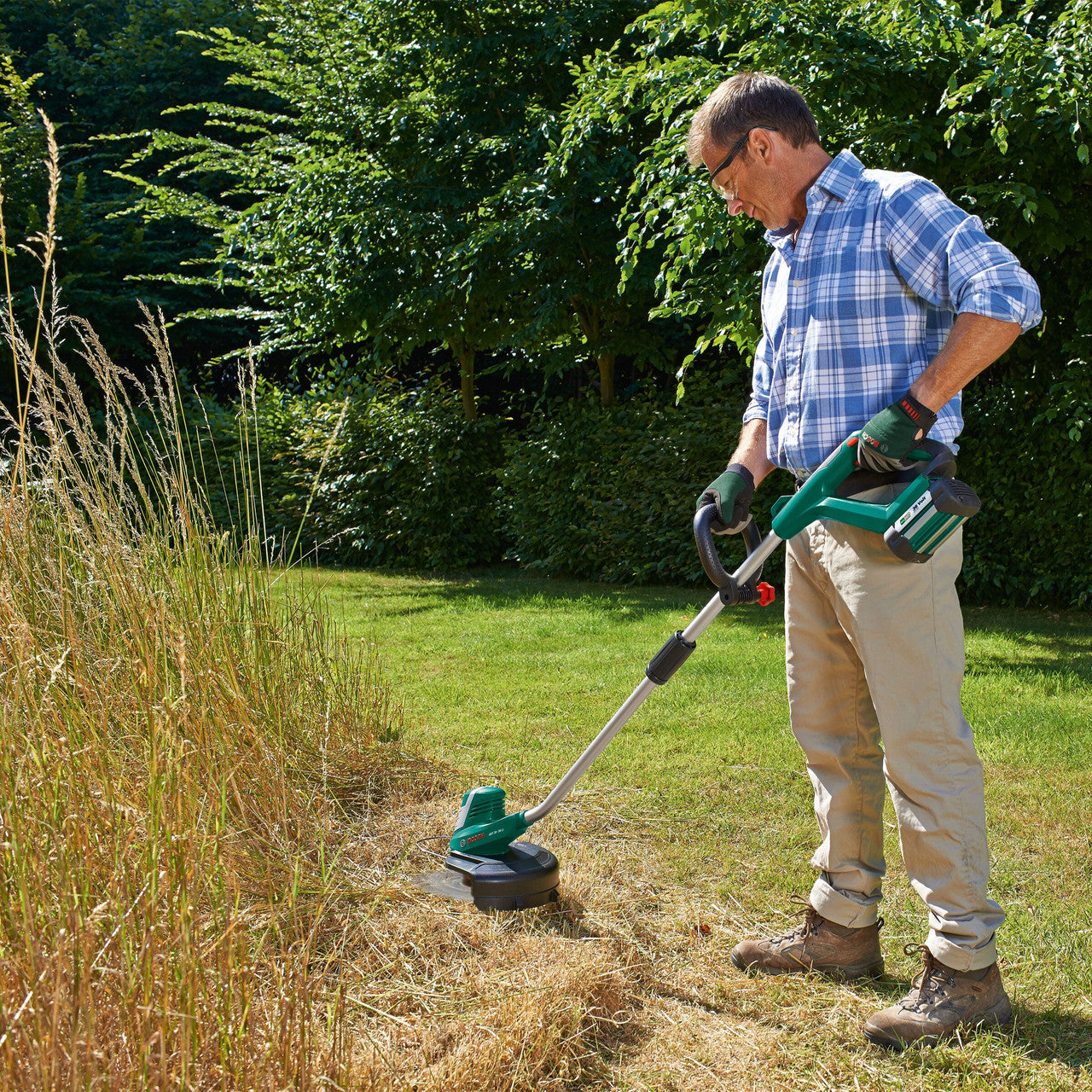 Bosch AdvancedGrassCut 36 Cordless Grass Trimmer (1 x 2.0Ah Battery)