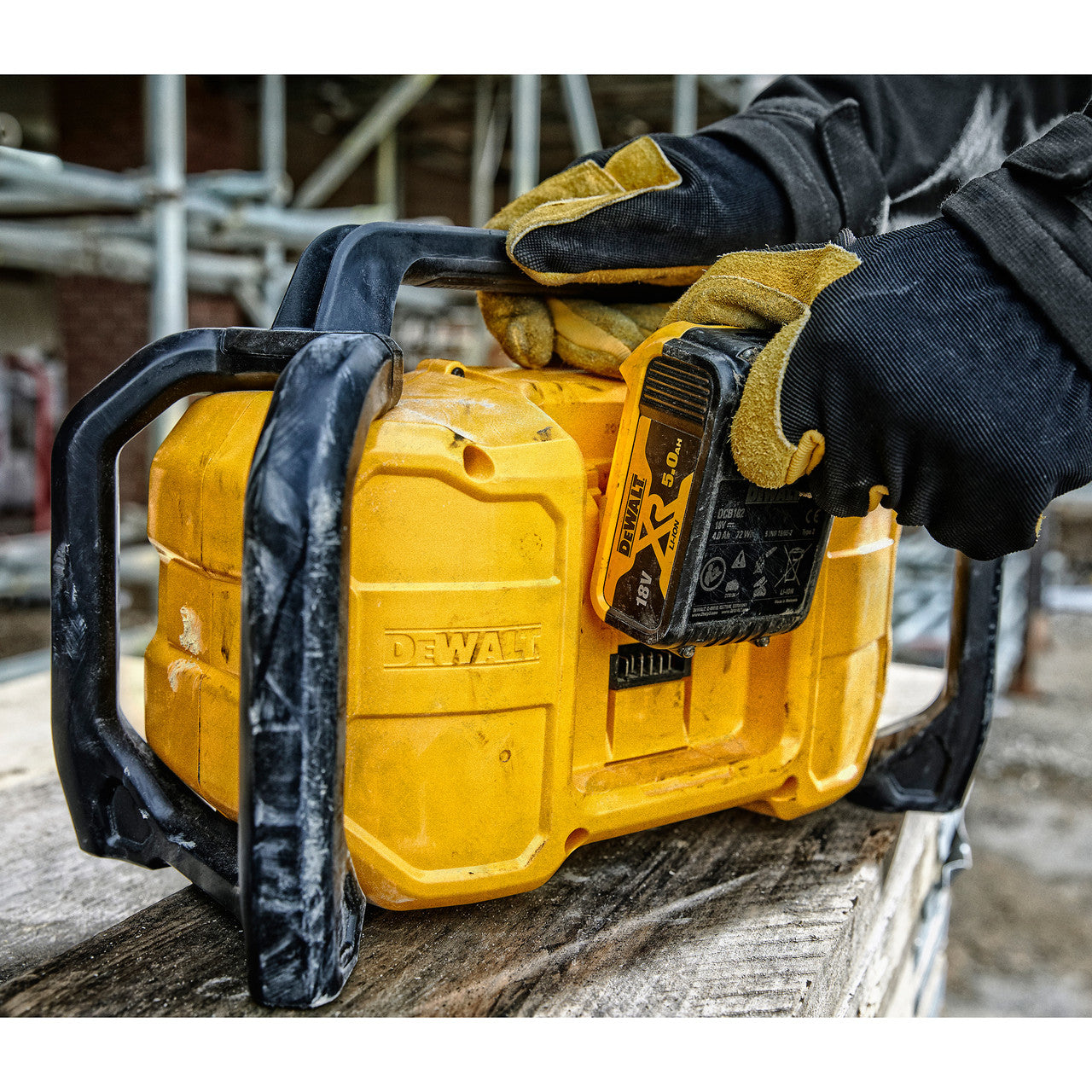 Dewalt DCR029 12V-18V Compact Bluetooth Jobsite Radio (Body Only)