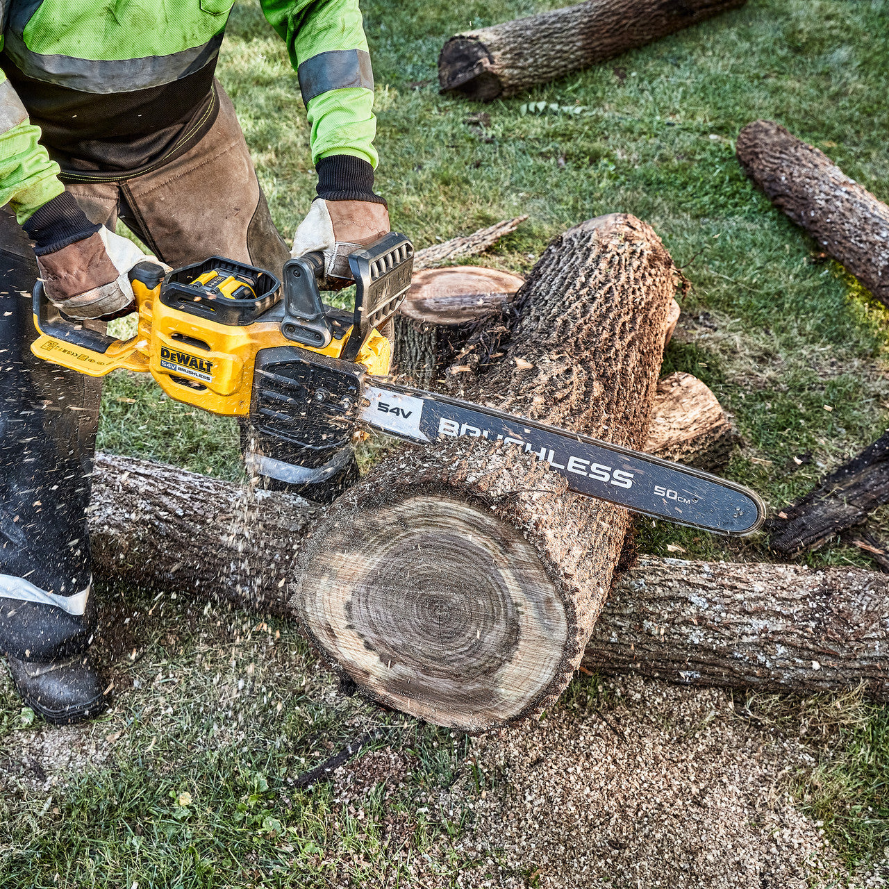 Dewalt DCMCS575N 54V XR FlexVolt Brushless Chainsaw 50cm (Body Only)