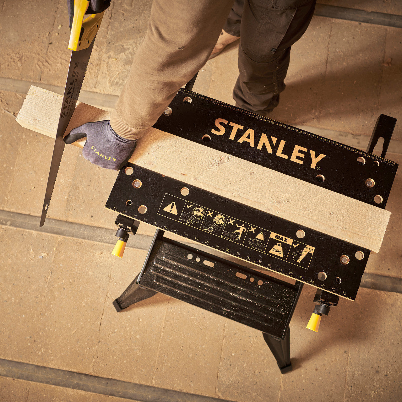 Stanley STST83400-1 Two-in-One Workbench & Vice