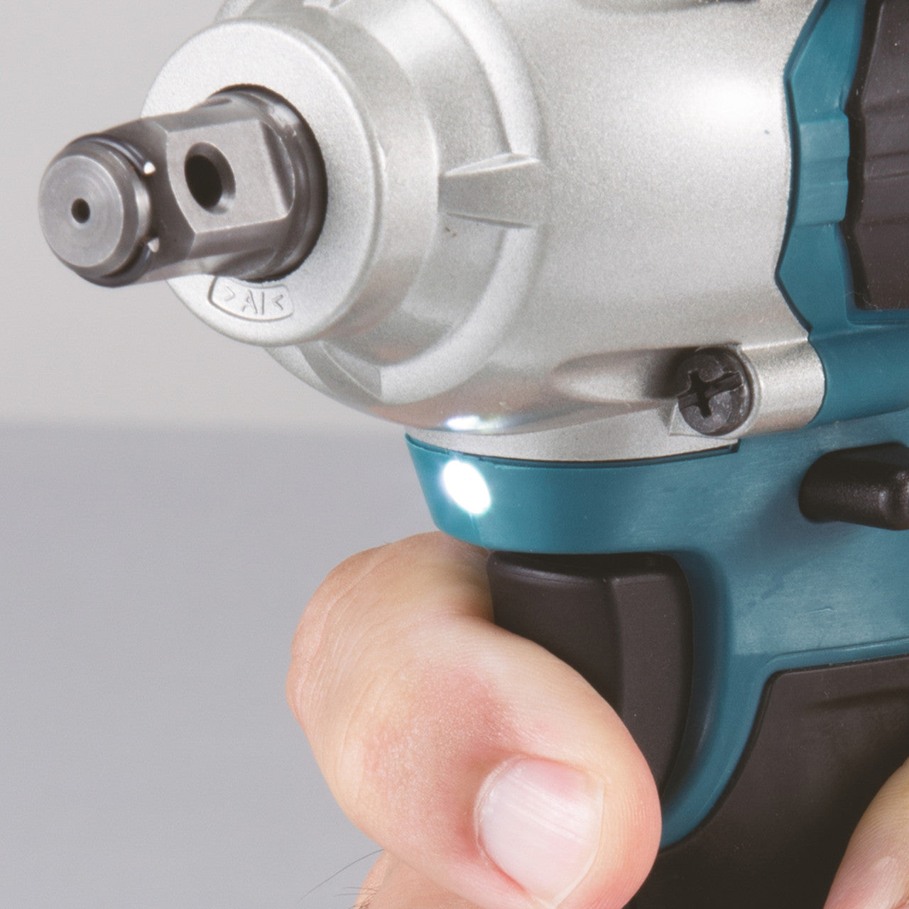 Makita 18V LXT Impact Wrench 1/2"D Body Only Fastening Torque 190 Nm DTW190Z