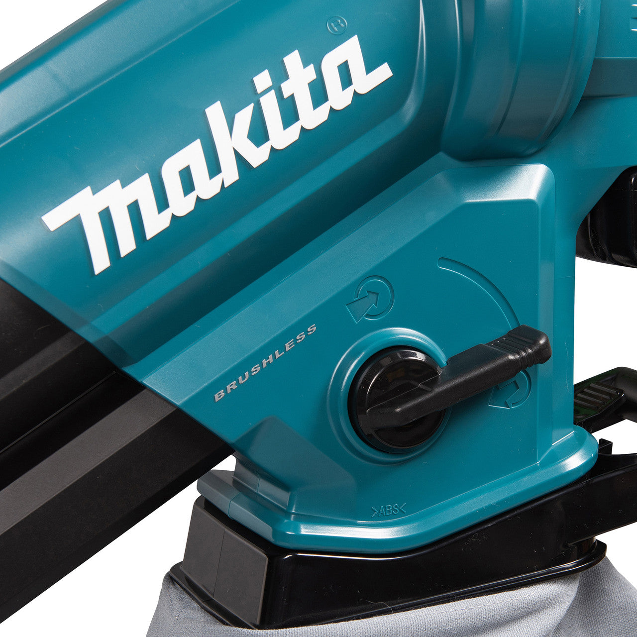 Makita DUB187T002 18V LXT Brushless Blower / Vacuum (1 x 5.0Ah Battery)
