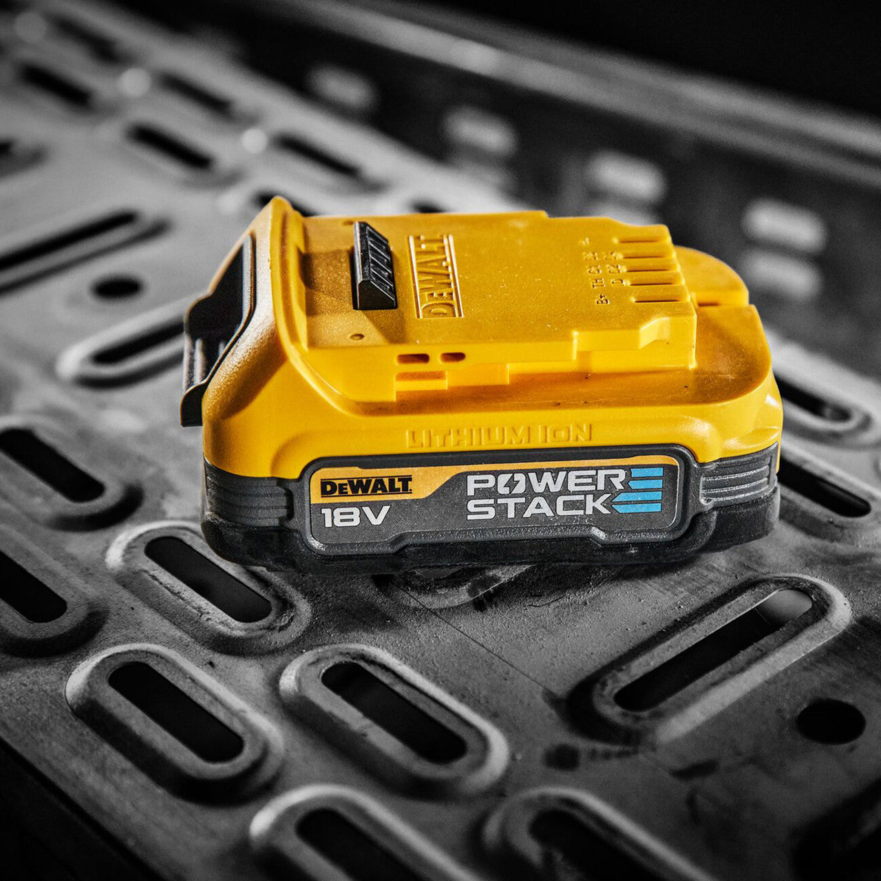 Dewalt DCD796E2T 18V XR Brushless Combi Drill (2 x 1.7Ah Powerstack Batteries)